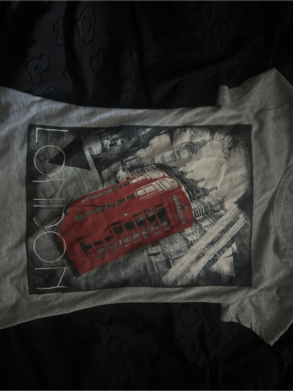 Gray London Graphic Tee with Red Telephone Booth